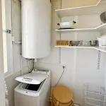 Spacious 2 Bedroom With Parking Апартаменты