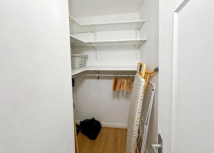 Apartamento Spacious 2 Bedroom With Parking Saint-Tropez